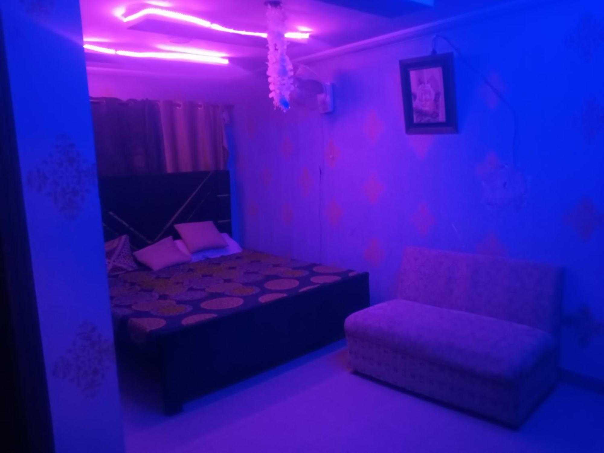 Aj Room Service Civic Center 拉瓦尔品第 外观 照片